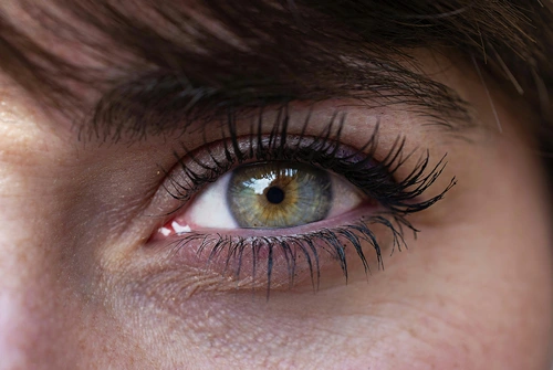 How Do You Smile with Your Eyes? Become More Attractive