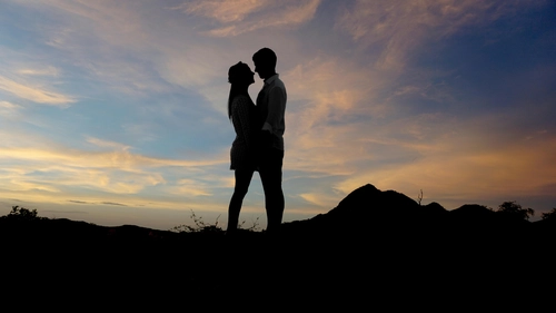 How to Trust Your Partner When You Have Anxiety: What Finally Worked When Logic Didn't