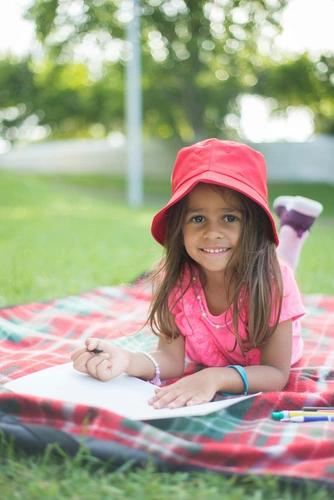 Signs of Low Self-Esteem in Seven-Year-Olds