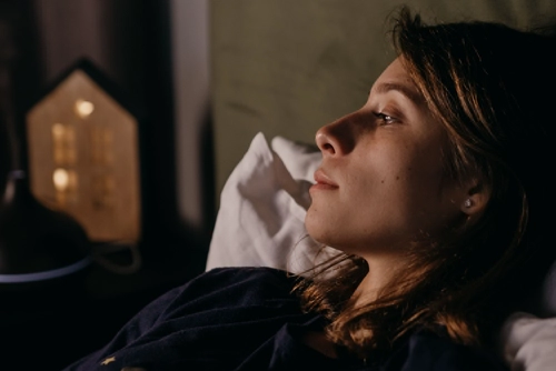 How to Control Overthinking and Stop the Nighttime Spiral