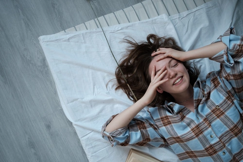 How to Control Overthinking and Stop the Nighttime Spiral
