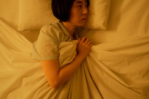 How to Cure Overthinking at Night Quiet Your Racing Mind