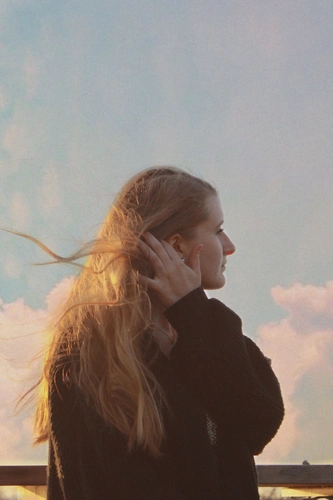 How to Distract Myself from Anxiety When My Brain Won’t Stop