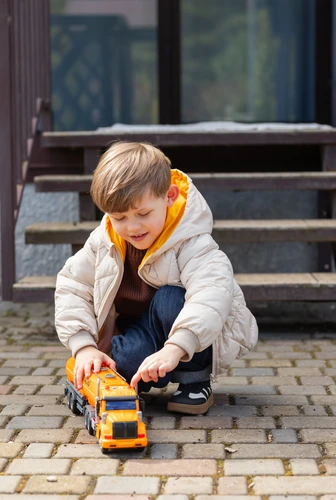 How to Praise Kids Sufficiently Without Creating Praise Junkies
