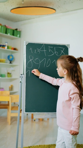 How to Respond to a Whiny Child: Scripts, Tips, and How to Fix Mistakes