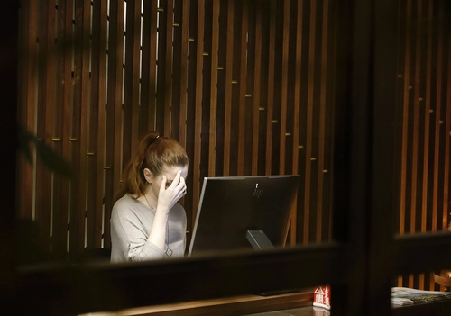How to Stop Overthinking at Night and Fall Asleep Fast