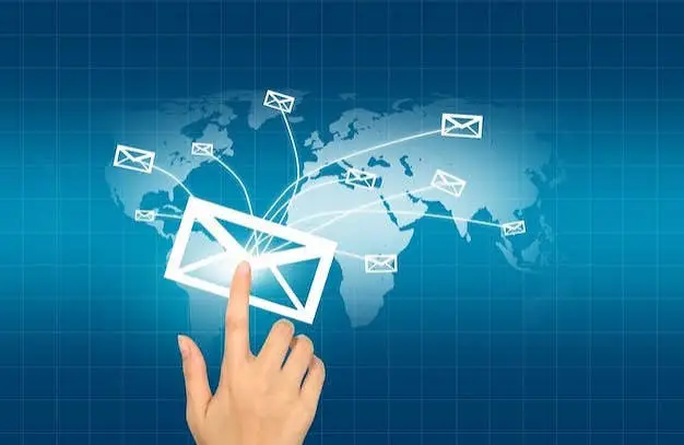 Effective Email Communication in the Workplace: Stop Guessing