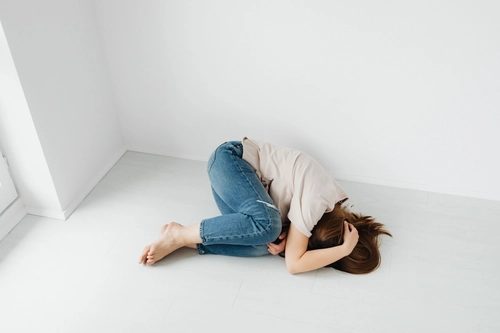 Emotional Numbness From Childhood Trauma: Why I Couldn't Feel Anything
