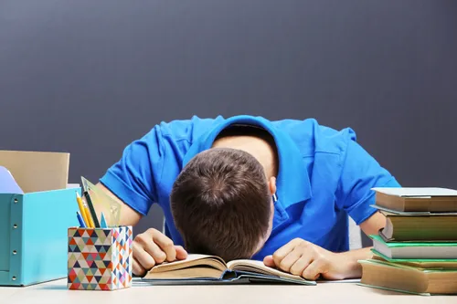 how to help a teenager struggling in school