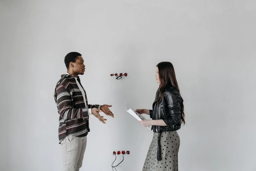 How to Read Communication Gaps Without Overthinking