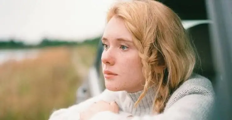 Low Self-Esteem From Childhood Trauma: How It Really Feels and Small Steps Toward Healing