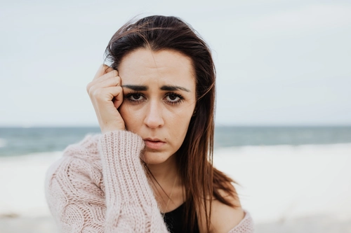 Why Do I Feel Anxious for No Reason? Understanding the Sudden Wave