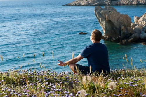 How to Become Mentally Stronger and Focused A No-Fluff Guide