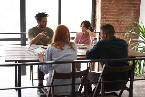 How to Give Constructive Feedback at Work Without Damaging Relationships