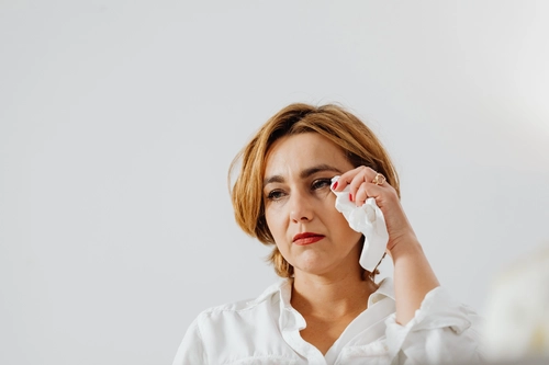 How to Spot a Covert Narcissist 7 Hidden Traits