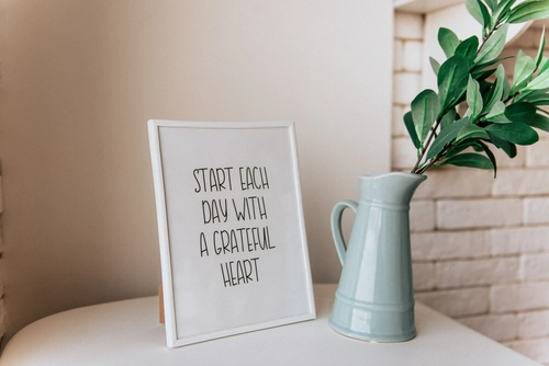 How to Stop Dwelling on Past Mistakes When Your Brain Won't Let Go