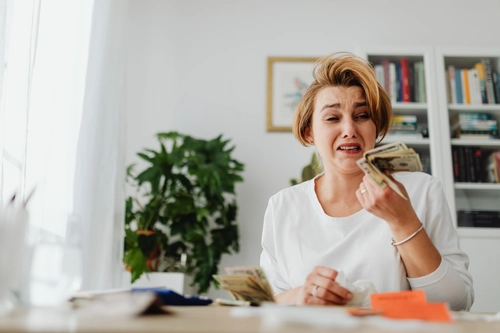 How to Stop Living Paycheck to Paycheck Even With High Income