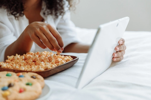 How to Stop Snacking Late at Night My 5-Year Journey