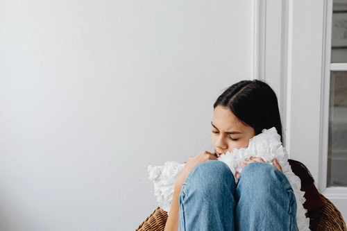 How to Stop Worrying About Future and Be Present Right Now