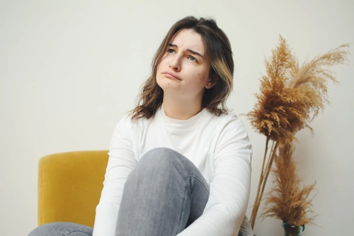 How to Stop Worrying About Future and Be Present Right Now