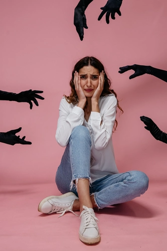 How to Tell If Someone Is Insecure 5 Behavior Signs
