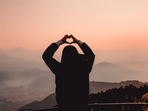 Love vs. Attachment The Difference That Changes Everything