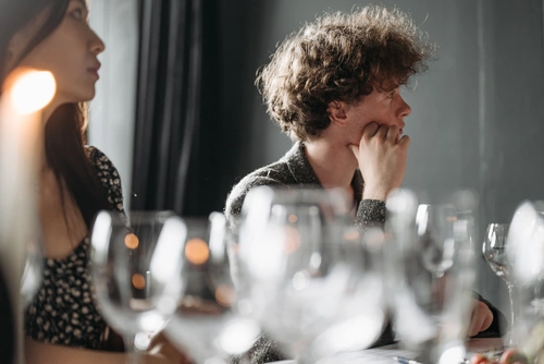 Mastering Verbal and Nonverbal Communication in the Workplace
