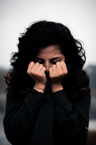 Scientific Ways to Quieten Racing Thoughts at Night