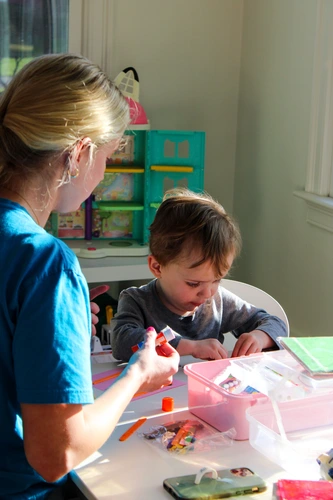 Teach Kids Curiosity Learning: 5 Shifts to Try