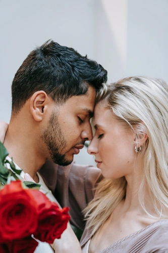 Unhealthy Romantic Attachment Patterns: Signs and Fixes