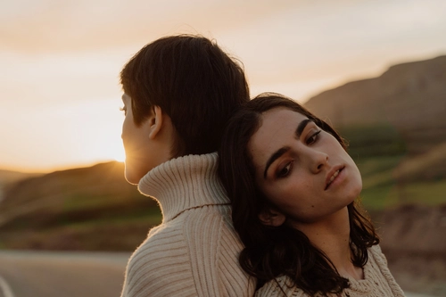 Why Dismissive Avoidants Cheat in Romantic Relationships