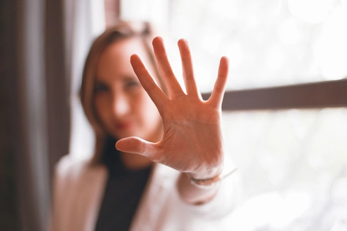 Why You Should Stop Saying “You're Welcome” at Work