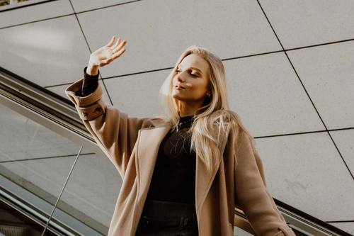 Why a Strong Sense of Self Attracts People Who Lack One
