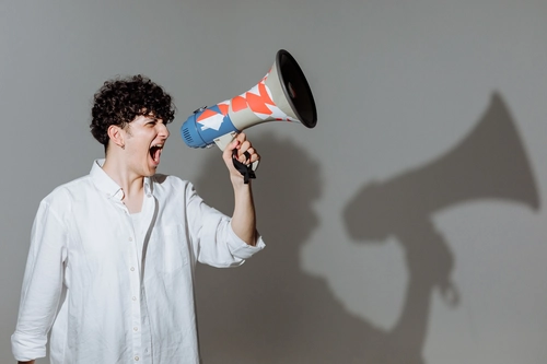 How to Read Tone of Voice Meaning: Is My Tone Really That Aggressive?