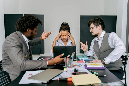 How to Respond to Criticism at Work When Your Ego Won't Cooperate