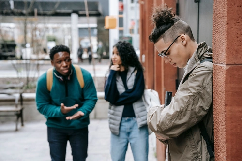 Peer Pressure Psychology: How It Shapes Our Kids