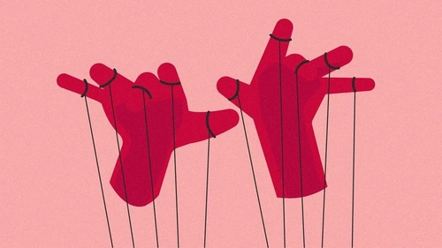How an Avoidant Woman Checks If You've Really Moved On