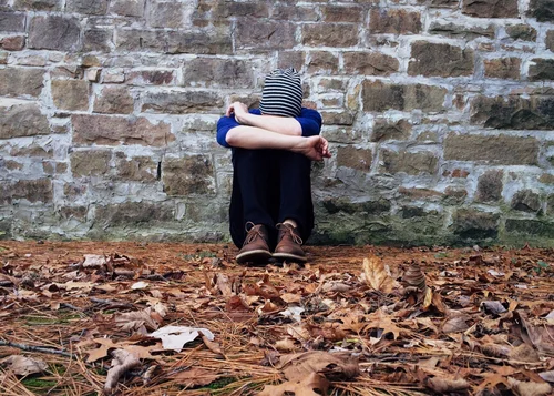 How to Cure Overthinking in a Relationship Before It Ruins Things