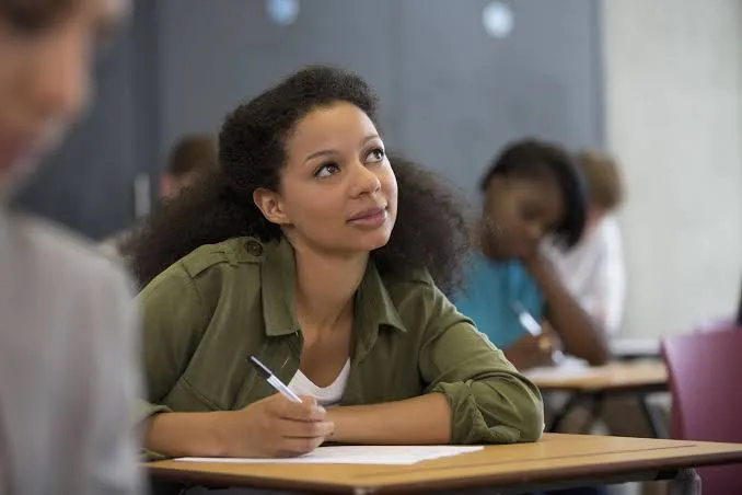 Why Someone Driven by Curiosity Learns Faster Than Someone Who Is Forced to Learn
