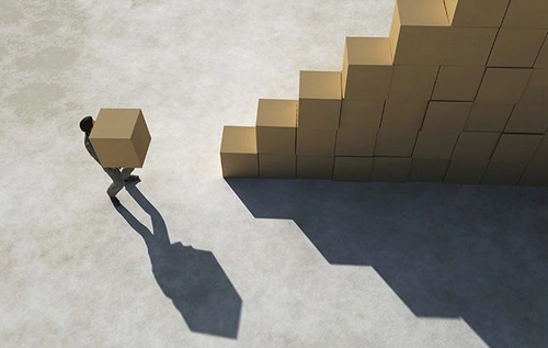 This article explains how to build lasting mastery in any skill using the 10/20/70 rule, the 80% rule, and deliberate practice. It emphasizes that passive learning feels productive but doesn't build skill. True growth comes from intentional struggle, revisiting fundamentals, teaching others, and taking breaks to let learning consolidate. Mastery is not about knowledge—it's about practicing differently and embracing discomfort until good becomes second nature.