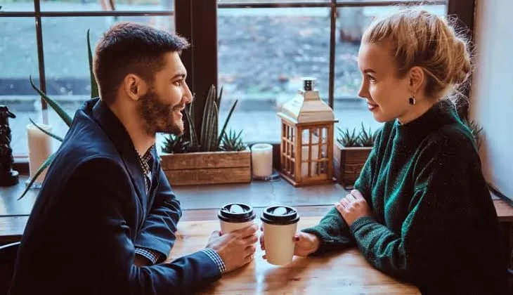 How to Go from Friends to Dating with a Girl