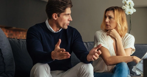 How Power Dynamics Work in Relationships and Why Mutuality Matters