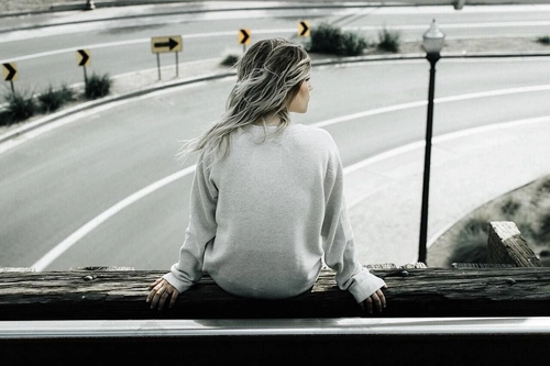 How to Cure Overthinking and Anxiety With the 5-4-3-2-1 Grounding Method