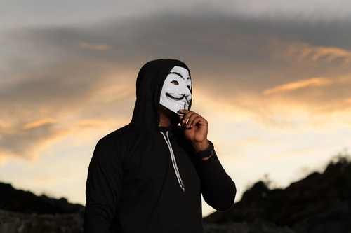 How to Detect Manipulation in People 7 Warning Signs