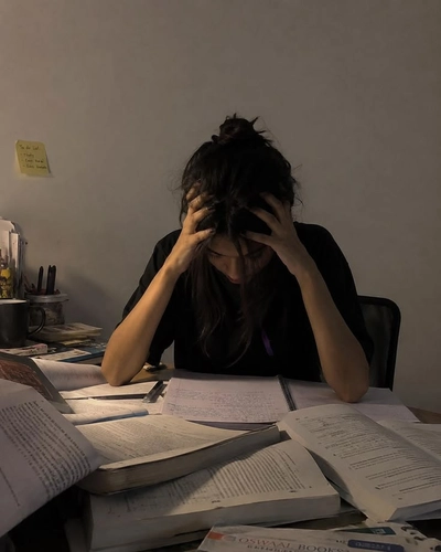 How to Handle Work Anxiety When the Pressure Won't Let Up
