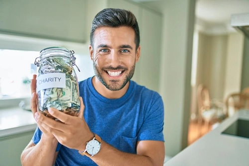 How to Save Money Effectively as a Student