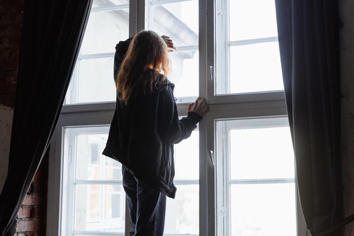 Why People Stay in Unhealthy Relationships: What Kept Me There